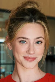 Lili Reinhart
